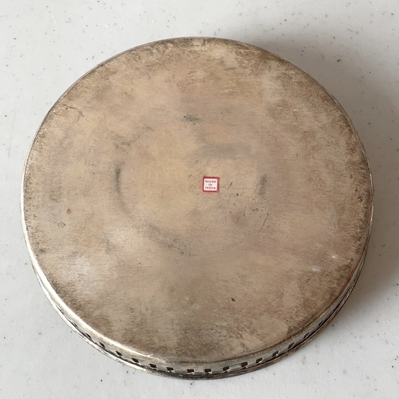 Silver plate 7” Round Gallery Tray Home Decor Vintage Silverplate - Picture 3 of 4